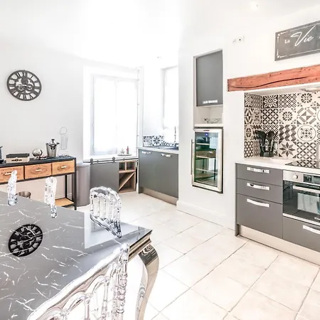 Premium 4 Etoiles, Spacieux Avec Sauna Et Exterieur * Le Mesnil-sur-Oger