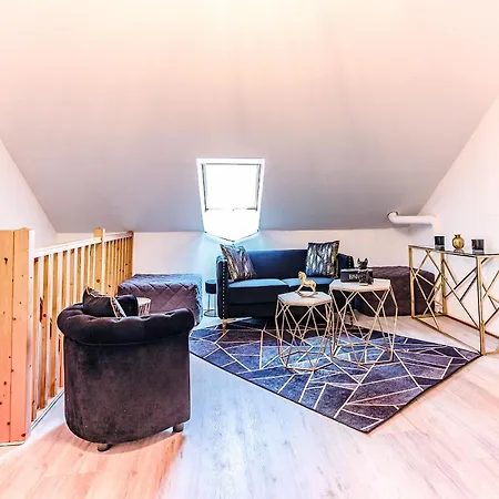 Premium 4 Etoiles, Spacieux Avec Sauna Et Exterieur