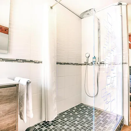 Nyaraló Premium 4 Etoiles, Spacieux Avec Sauna Et Exterieur Le Mesnil-sur-Oger