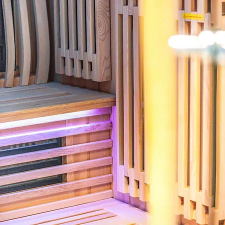 Premium, Spacieux Avec Sauna Et Exterieur
