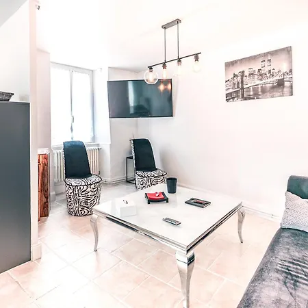 Premium 4 Etoiles, Spacieux Avec Sauna Et Exterieur Nyaraló