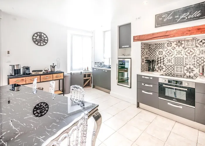 Premium 4 étoiles, Spacieux Avec Sauna Et Extérieur Le Mesnil-sur-Oger